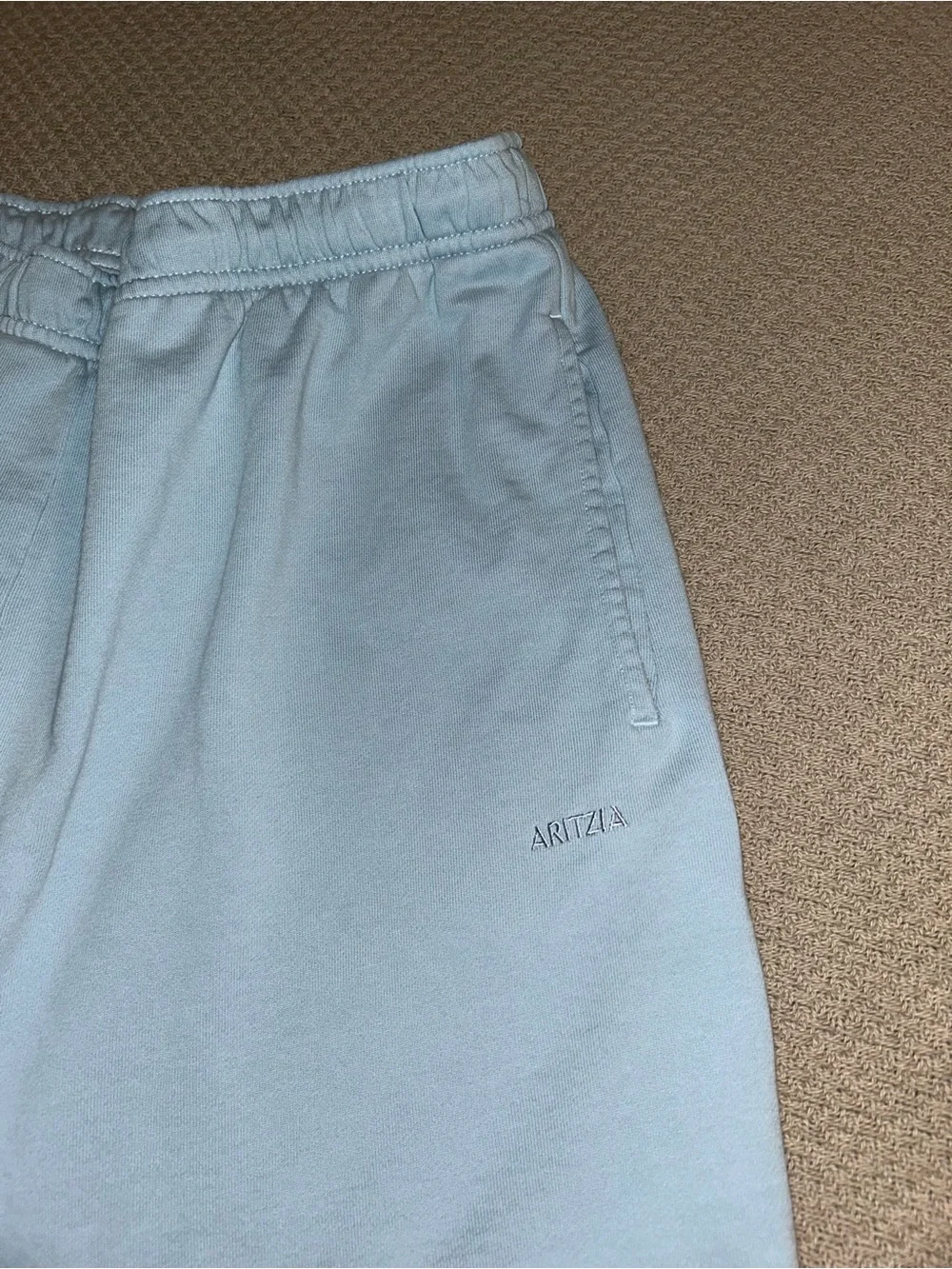 Aritzia Mega Fit Airy Terry Sweatfleece Sweatpants in Dew Blue Size Medium - Picture 5 of 10